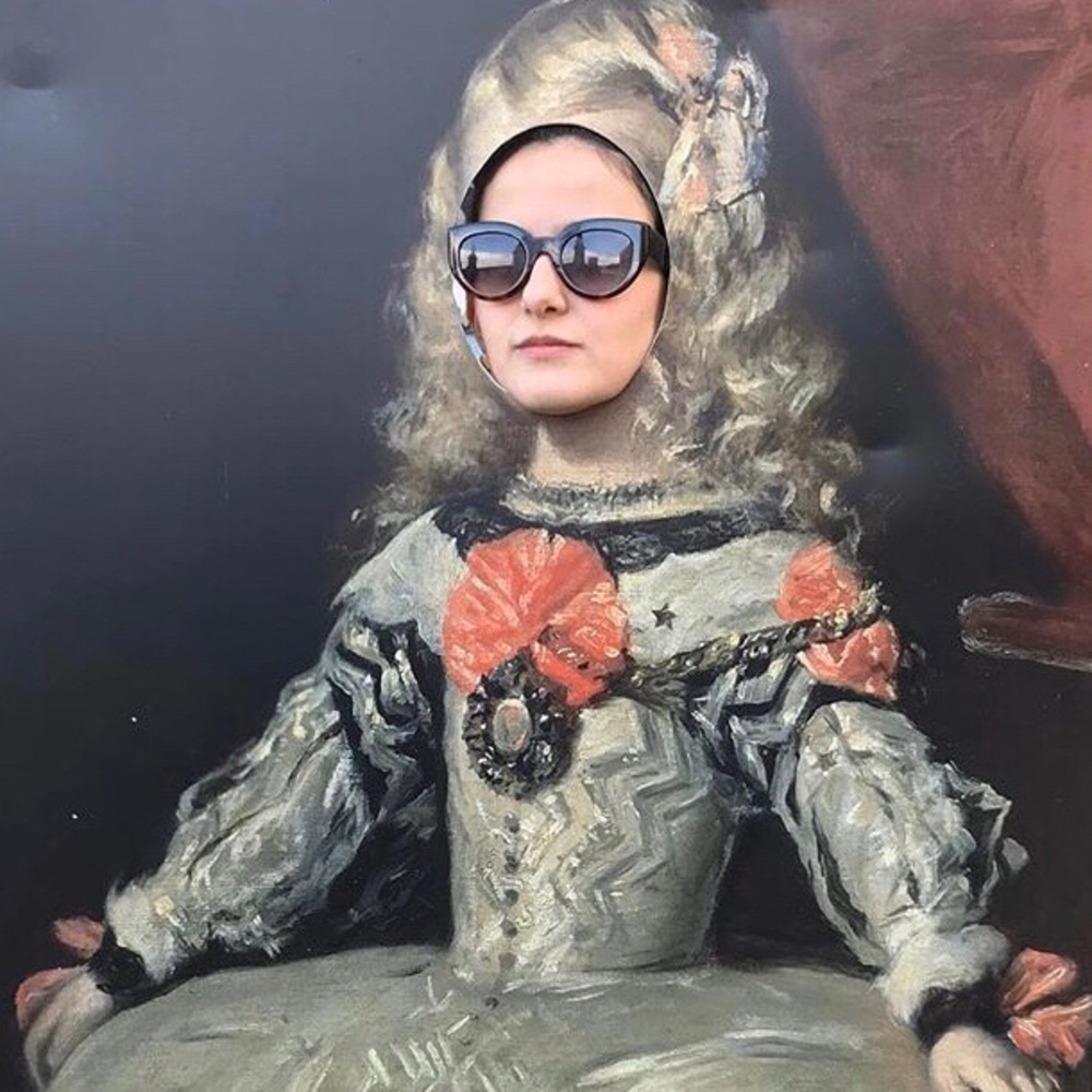 Meet your Posher, Carolina